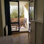 A Cote De La Baie De Canche Appt 6 Pers Dans Résidence Pierre Et Avec Piscine *