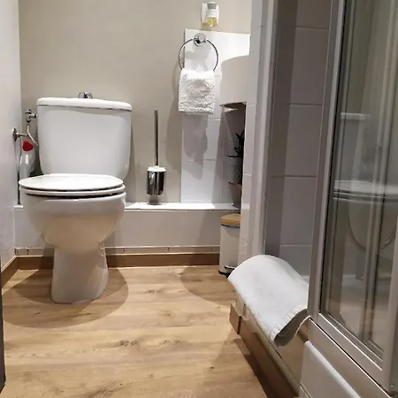 A Cote De La Baie De Canche-appt 4pers-linge Compris-lits Faits-1chb 1 Lit Double-1cabine 1 Lit Superpose-2sdb-piscine-parking-boulodrome-tennis Апартаменты
