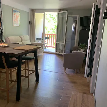 A Cote De La Baie De Canche-appt 4pers-linge Compris-lits Faits-1chb 1 Lit Double-1cabine 1 Lit Superpose-2sdb-piscine-parking-boulodrome-tennis * Le Touquet