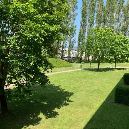 Lägenhet A Cote De La Baie De Canche-appt 4pers-linge Compris-lits Faits-1chb 1 Lit Double-1cabine 1 Lit Superpose-2sdb-piscine-parking-boulodrome-tennis Le Touquet